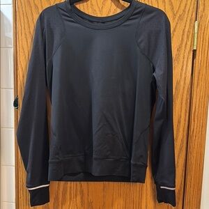 Lululemon Athletica Black Long Sleeve shirt